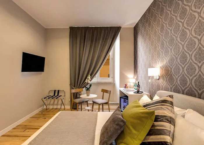 Tlv Navona 4*