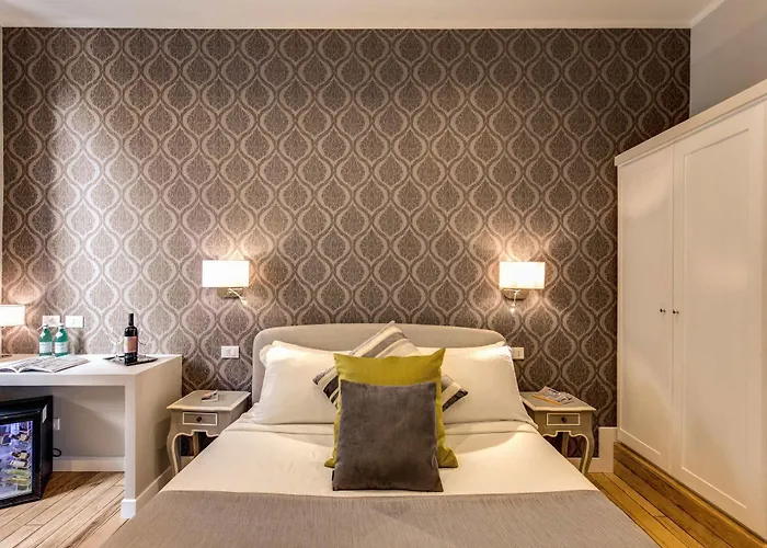 Tlv Navona 4*