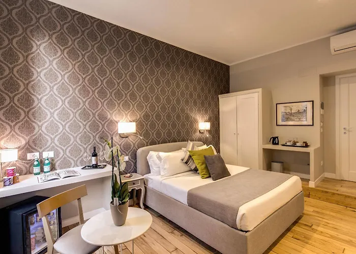 Tlv Navona 4*
